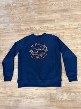 Cal State Fullerton CSUF Crewneck Sweatshirt Size Small S